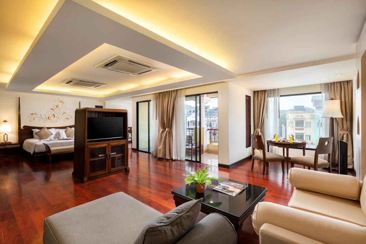 Patong Paragon Resort & Spa Sha Extra Plus Exterior foto Suite room