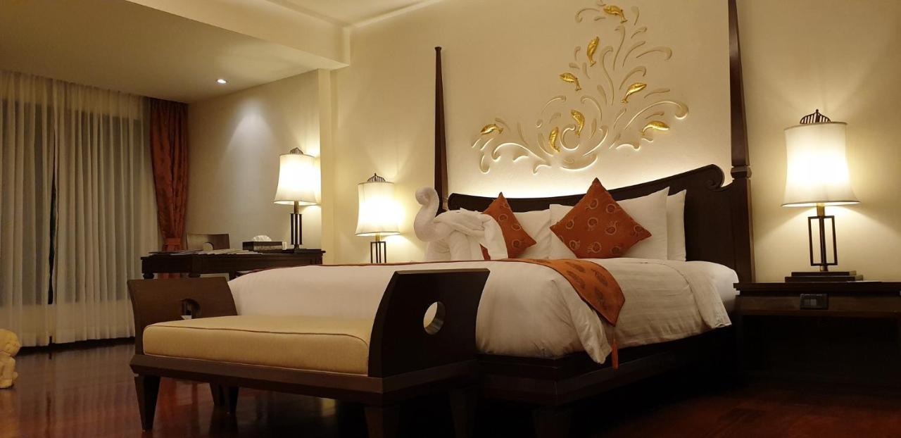 Patong Paragon Resort & Spa Sha Extra Plus Exterior foto